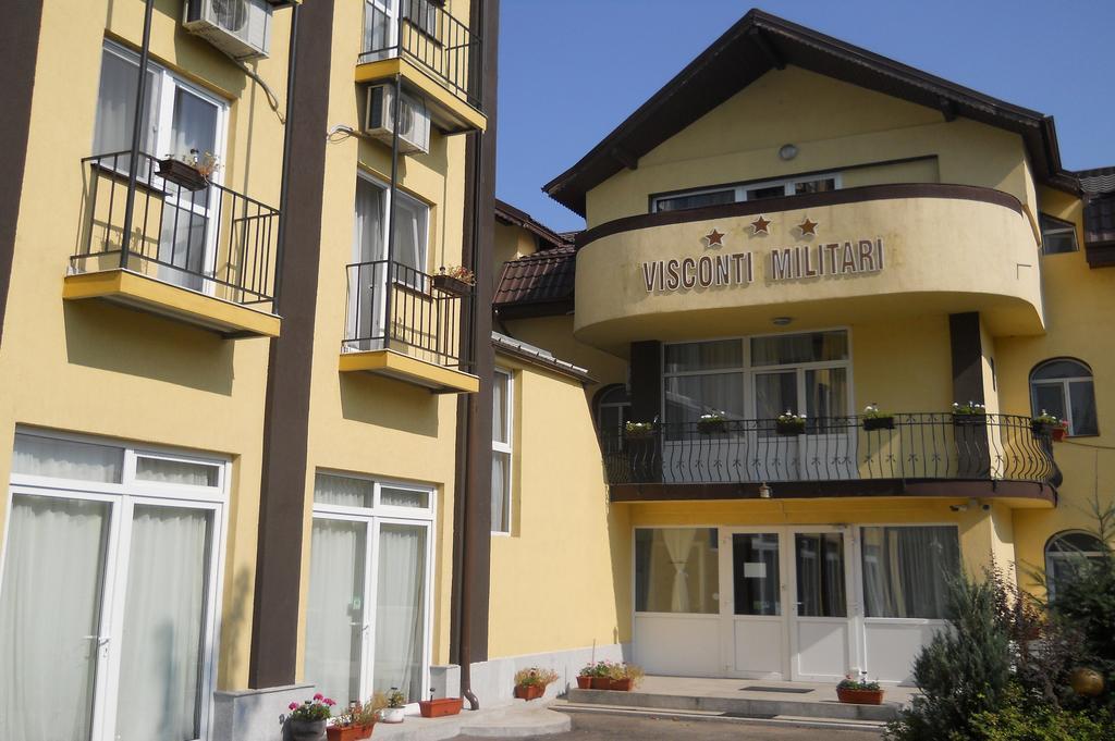 Visconti Militari Hotel Bukarest Kültér fotó