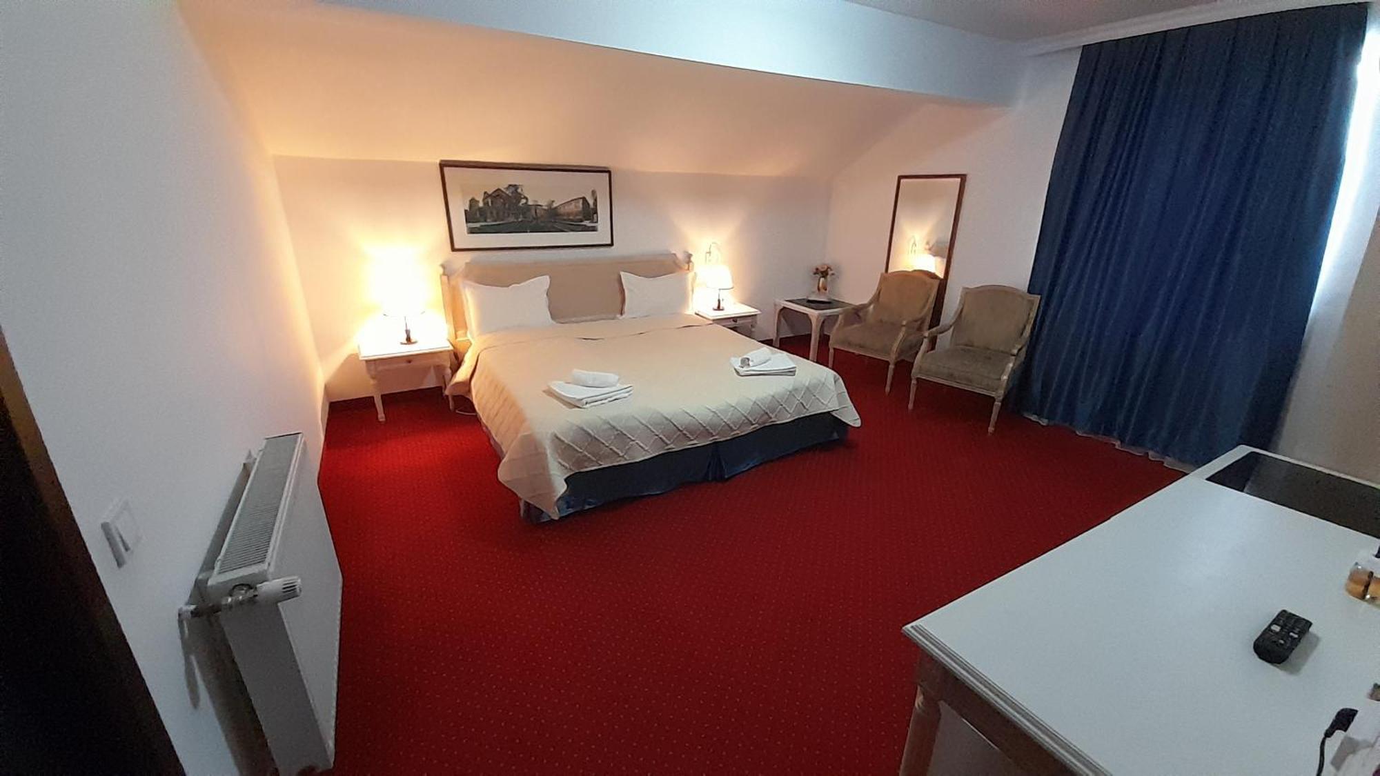 Visconti Militari Hotel Bukarest Kültér fotó